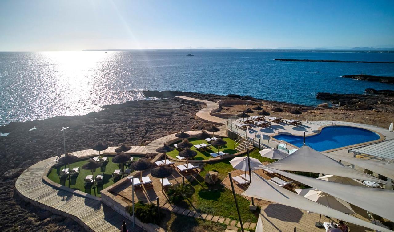 Universal Hotel Cabo Blanco - Adults Only Colonia de Sant Jordi Esterno foto