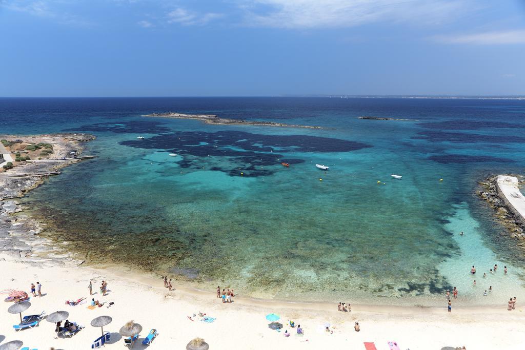 Universal Hotel Cabo Blanco - Adults Only Colonia de Sant Jordi Esterno foto