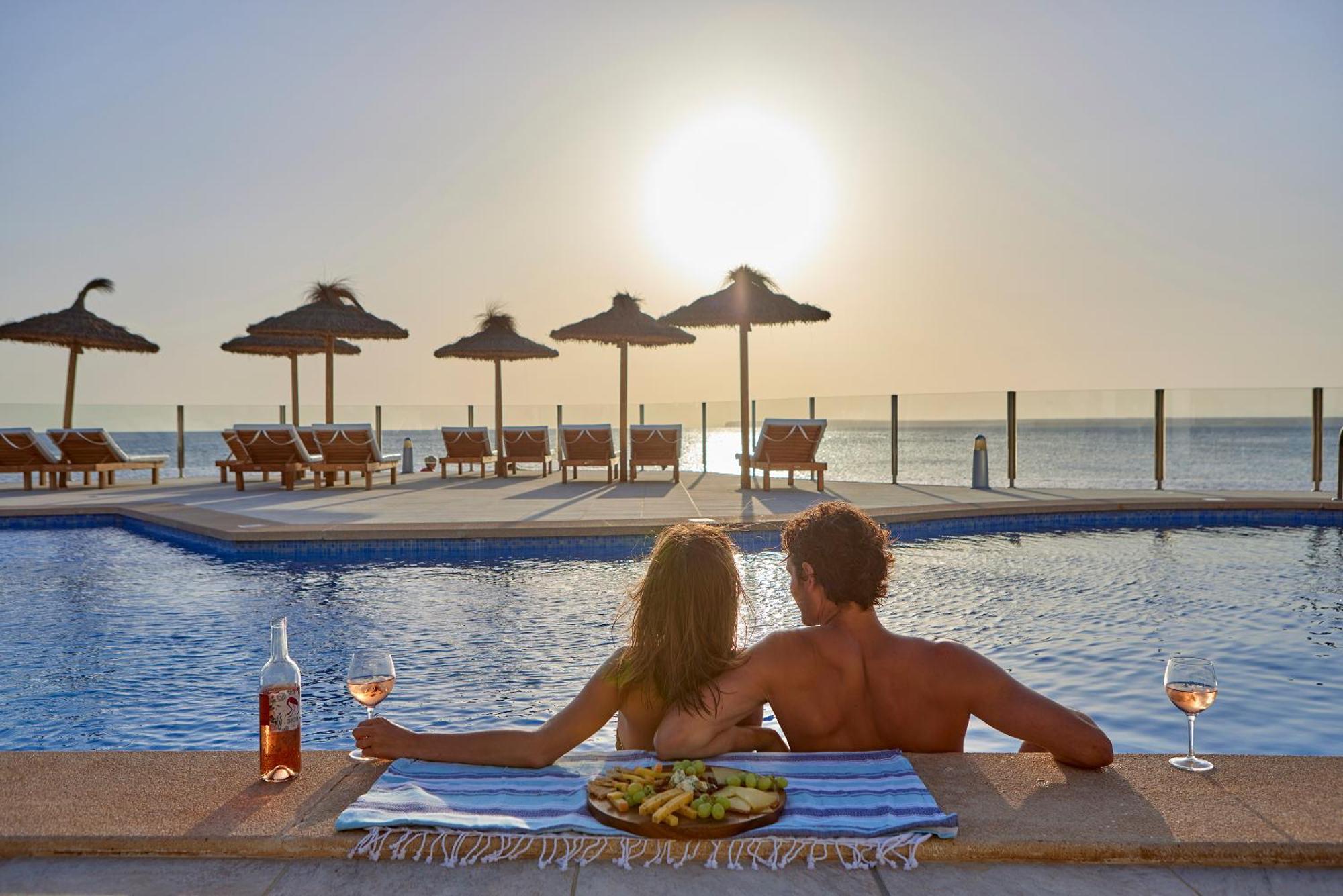 Universal Hotel Cabo Blanco - Adults Only Colonia de Sant Jordi Esterno foto